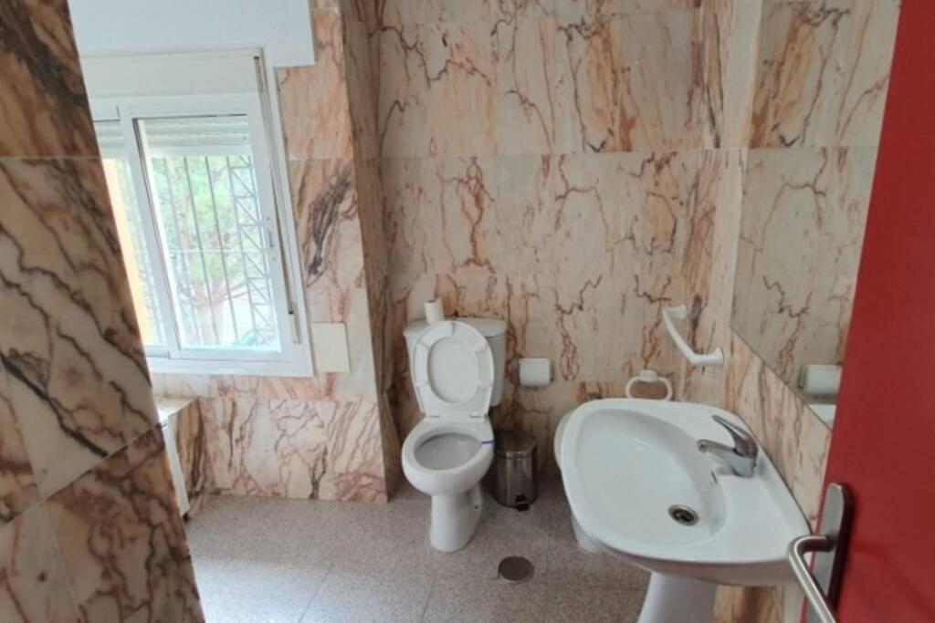 Amplio Apart Con Wi-Fi Y Aire Acondicionado Para Descansar Y Relajarse Chiclana de la Frontera Luaran gambar