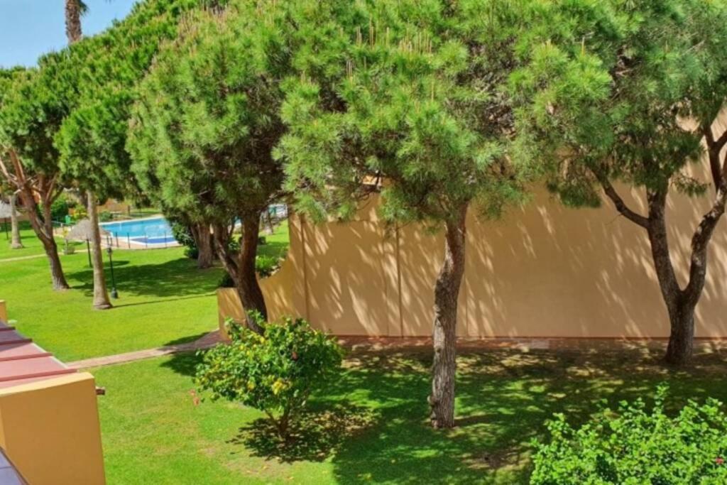 Amplio Apart Con Wi-Fi Y Aire Acondicionado Para Descansar Y Relajarse Chiclana de la Frontera Luaran gambar